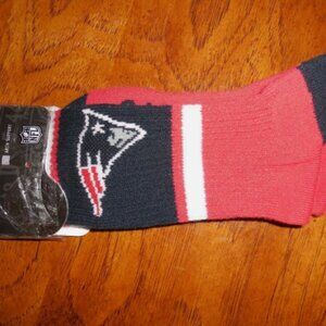 NWT Patriots 47 Forty Seven Brand Logo Socks Size: L Shoe Size 9-13